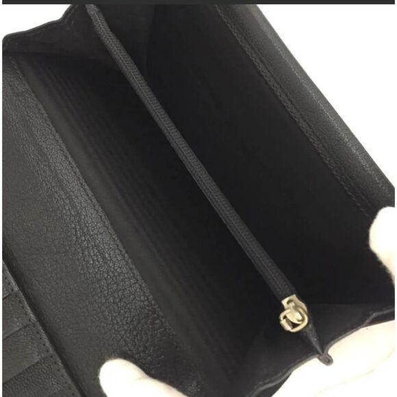 Authentic DOLCE&GABBANA Logo Plate Leather Bifold Long Wallet. - Picture 6 of 8